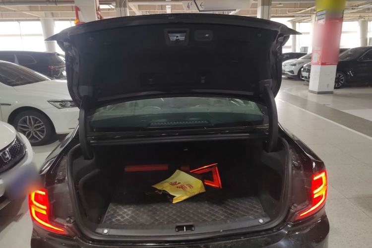 Used Volvo S90 2019 T5 Zhiya Edition
