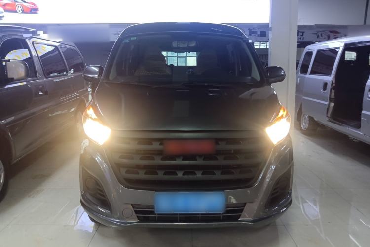 Used Jinbei Gold Hiace M Classic 2022 1.5L Engineering Lion Passenger Vehicle 5 Seats