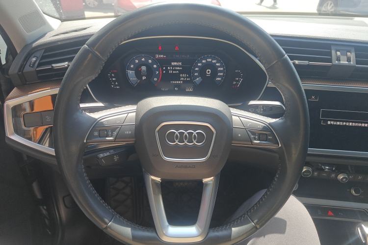 Used Audi Q3 2020 35 TFSI Fashionable and Elegant Model
