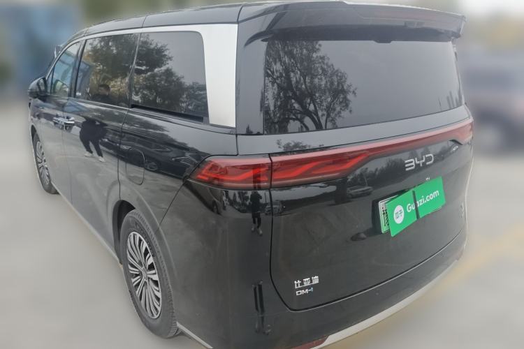 Used BYD Xia 2025 DM-i 1.5T 180km Excellence Model
