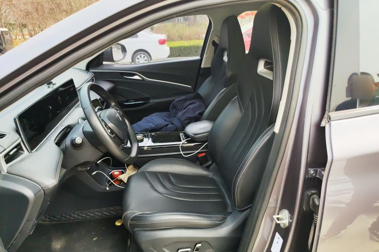 Used NETA U 2022 Zhi400 Pro Ternary Lithium
