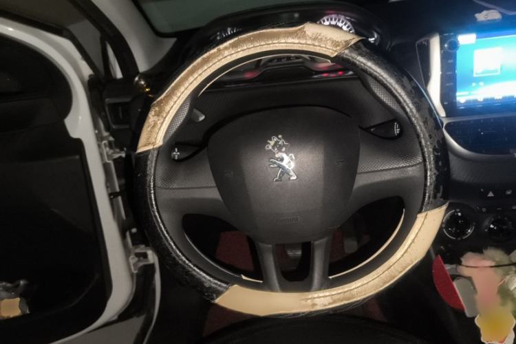 Used Peugeot 2008 2014 1.6L Automatic Trend Edition
