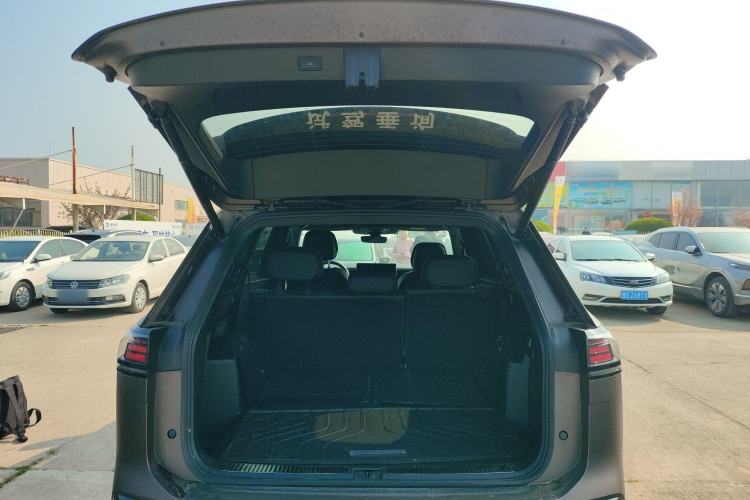 Used Volkswagen Teramont 2025 Tiguan Pro 450TSI Four-Wheel Drive Summit Edition
