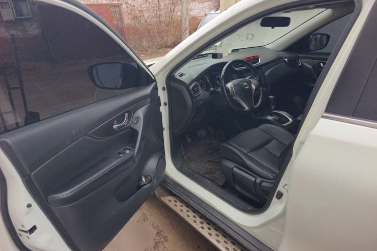 Used Nissan X-Trail 2014 2.0L CVT Comfort Edition 2WD
