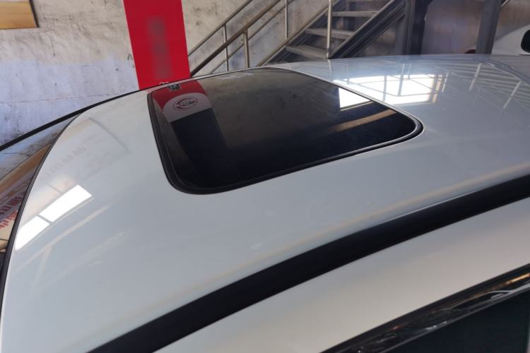 Used Honda Jade 2017 1.8L automatic Comfort version 5 seats
