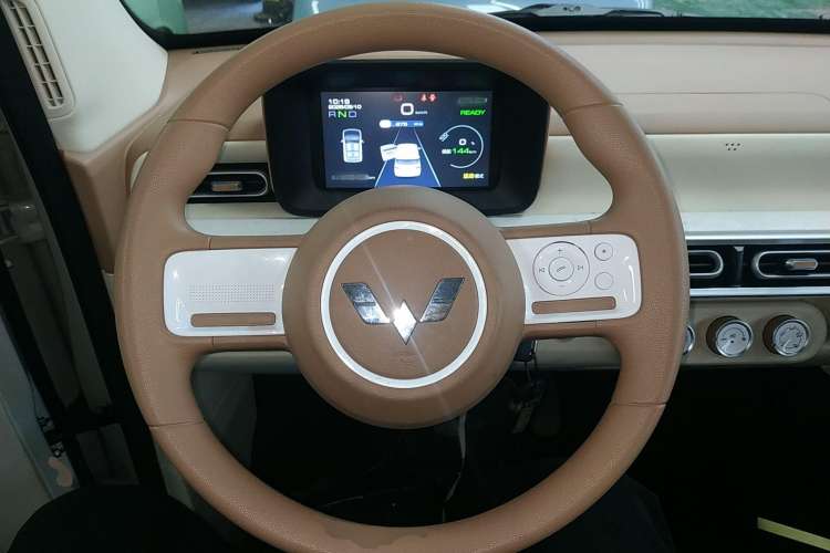 Used Wuling Hongguang MINIEV 2024 3rd Generation 215km Youth Edition
