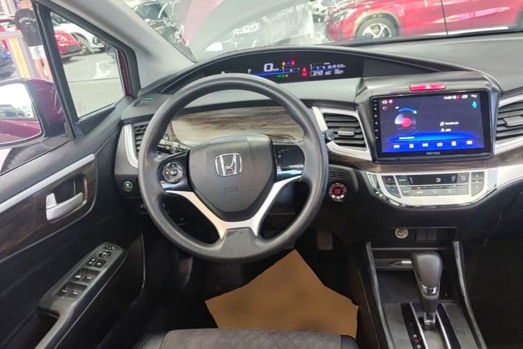 Used Honda Jade 2017 1.8L automatic Comfort version 5 seats