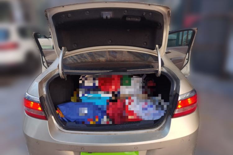 Used Buick GT 2013 GT 1.8L Automatic Fashion Edition Trunk