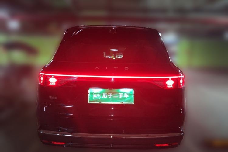 Used Hima AITO M8 2025 Extended-Range Max+ Version 53.4 kWh 6-Seater Edition
