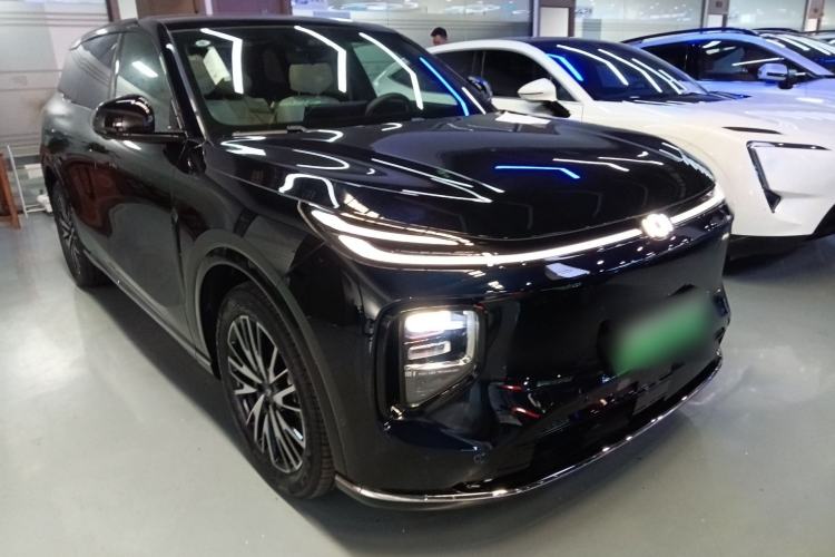 Used CHANGAN NEVO Q07 2025 215 Prestige Edition Front Right 45 Deg