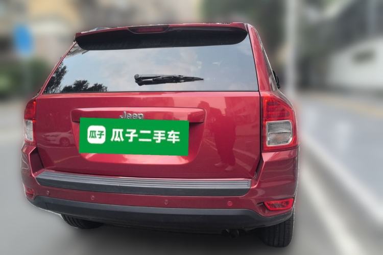 Used Jeep Compass 2013 2.0L two-wheel drive sport version Rear