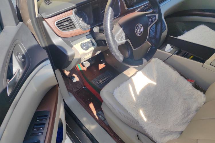 Used Buick GL8 2014 3.0L GT Luxury Business Haoya Edition