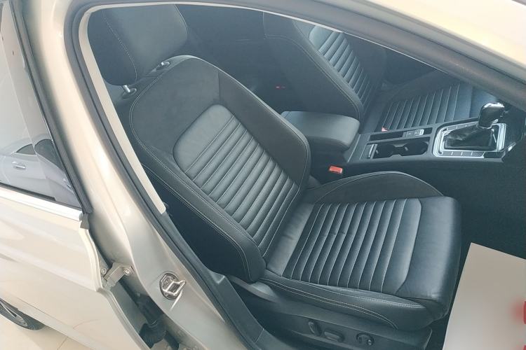 Used Volkswagen Magotan 2020 330TSI DSG Leading Model