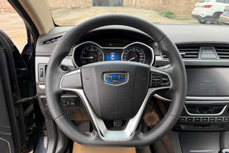 Used Geely Auto Emgrand 2017 Sedan Million Edition 1.5L Manual - Upward Version