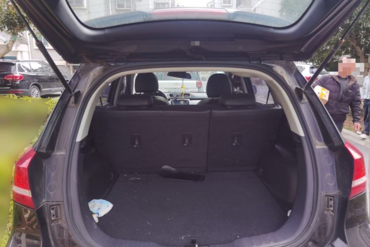 Used Haval H2 2017 Red-Label 1.5T Manual Two-Wheel Drive Luxury Model