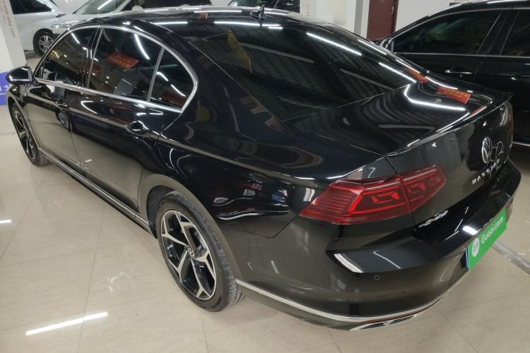 Used Volkswagen Magotan 2023 2 Million Units Commemorative Edition 330TSI DSG Luxury Version Rear Left 45 Deg