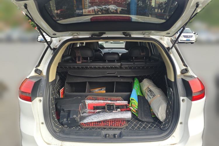 Used Geely Auto Emgrand X7 Sport 2016 2.0L Manual ZhiShang Version Trunk