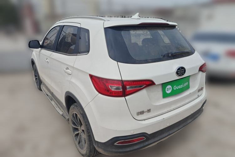 Used FAW Senya R7 2017 1.6L Manual Luxury Model