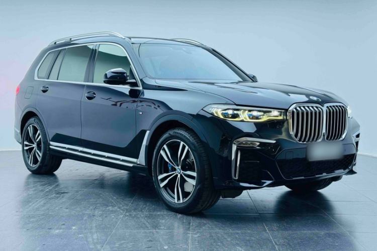 Used BMW X7 2021 xDrive40i Luxury M Sport Package
