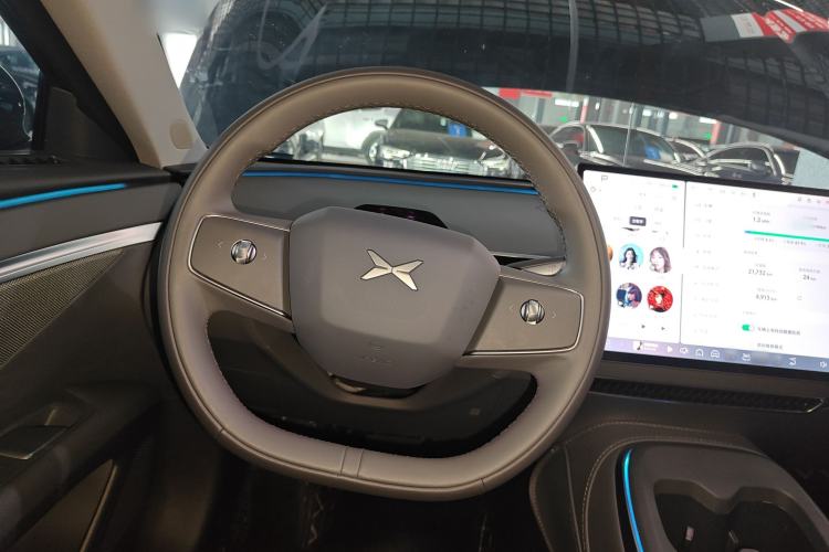 Used XPeng MONA M03 2024 620 with Ultra-Long Range Steering Wheel