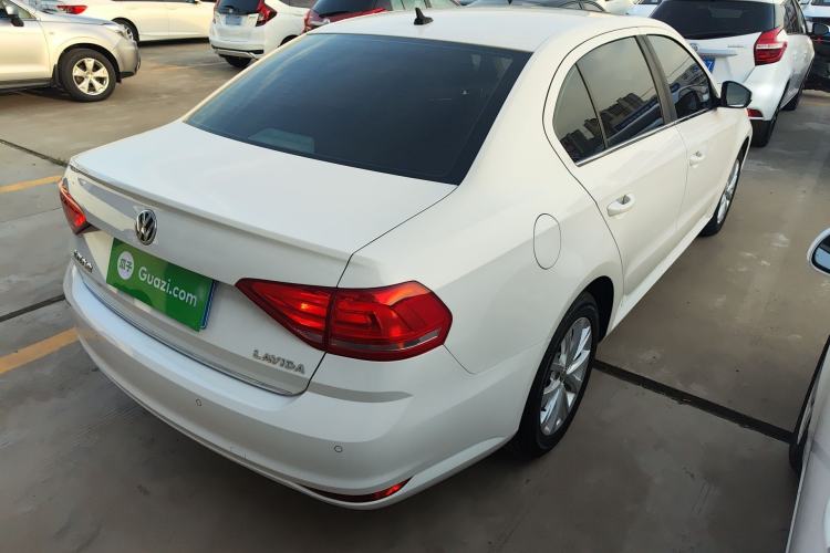 Used Volkswagen Lavida 2017 1.6L Automatic Comfort Edition