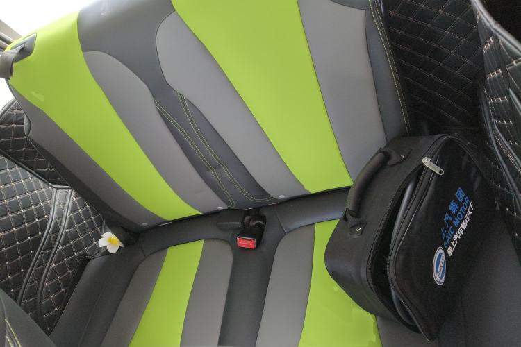 Used Roewe Clever 2021 302 km New Four-Seater Super-Efficient Version
