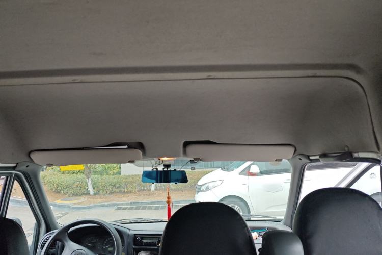 Used Ford Classic Transit 2015 2.8T Diesel Multi-Function Vehicle Short Wheelbase 6-Seater Mid-Roof Edition JX493ZLQ4