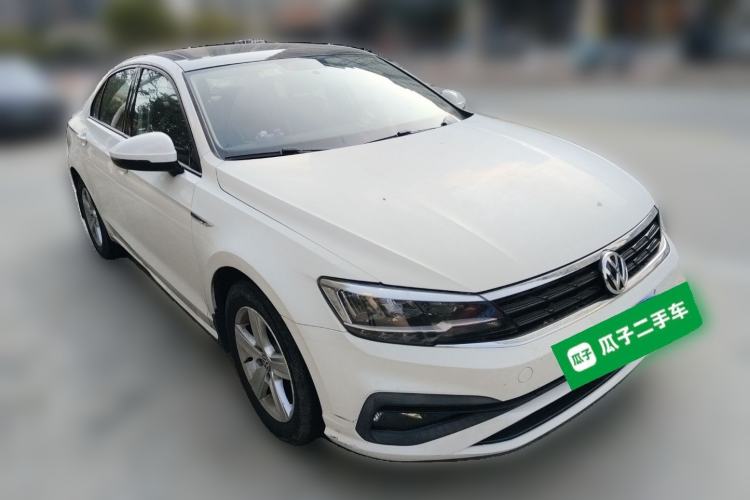 Used Volkswagen Lamando 2019 230TSI DSG Fashion Edition China VI