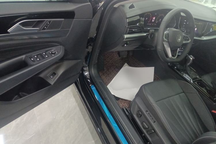 Used Volkswagen Passat 2025 Outstanding Model 380TSI Starry Dragon Edition
