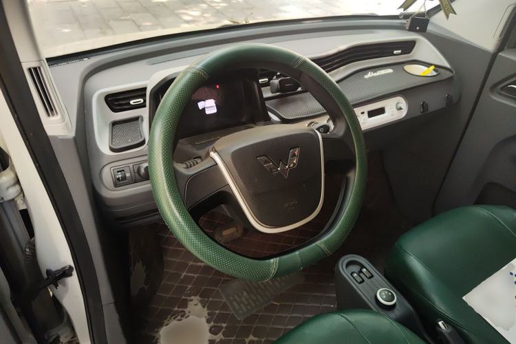 Used Wuling Hongguang MINIEV 2021 Macaron Premium Model – Lithium-NMC