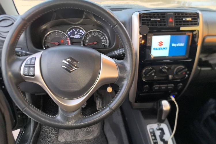 Used Suzuki Jimny 2015 1.3 AT Mode3 Navigation Edition
