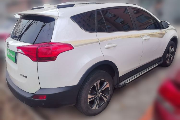 Used Toyota RAV4 2015 2.0L CVT Two-Wheel Drive Fashion Edition
