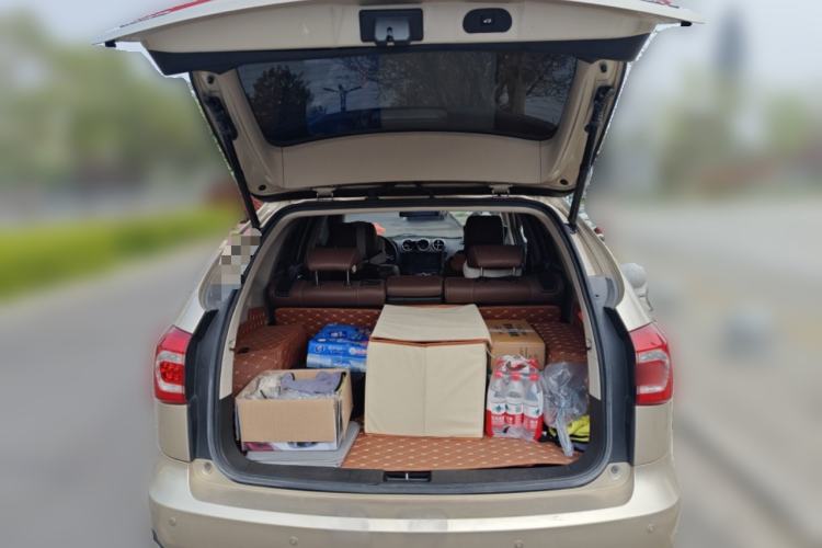 Used BYD Tang New Energy 2015 2.0T Four-Wheel-Drive Flagship Model
