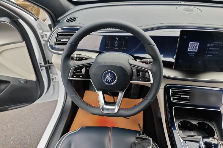 Used BYD Qin PLUS 2021 DM-i 55KM Flagship Model Steering Wheel