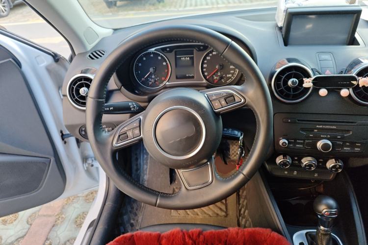 Used Audi A1 2014 30 TFSI Comfort Model
