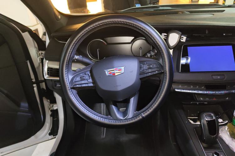 Used Cadillac XT4 2018 28T Two-Wheel Drive Leading Version