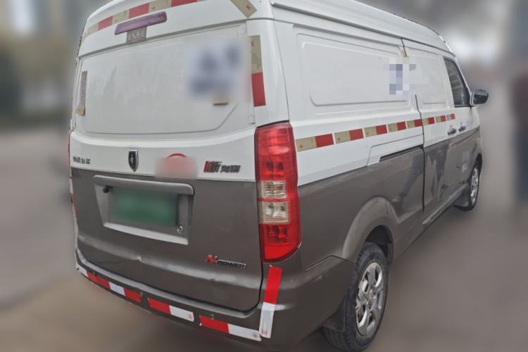 Used Jinbei New Hiace X30L 