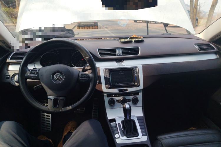 Used Volkswagen FAW-Volkswagen CC 2018 1.8TSI Luxury Model Center Console