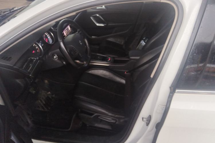 Used Peugeot 408 2014 1.8L Automatic Luxury Edition Left Front Seat