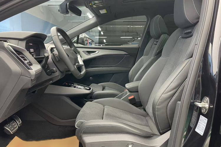 Used Audi Q5 e-tron 2022 40 e-tron Starlight Edition Mech Kit
