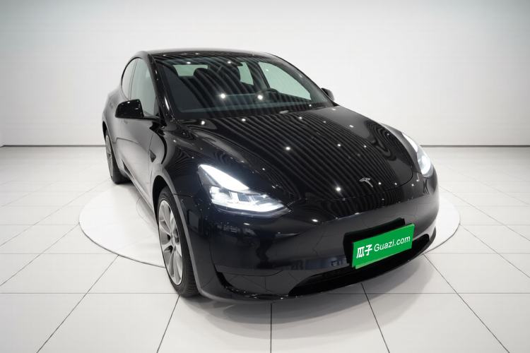 Used Tesla Model Y 2023 Rear-Wheel-Drive Version