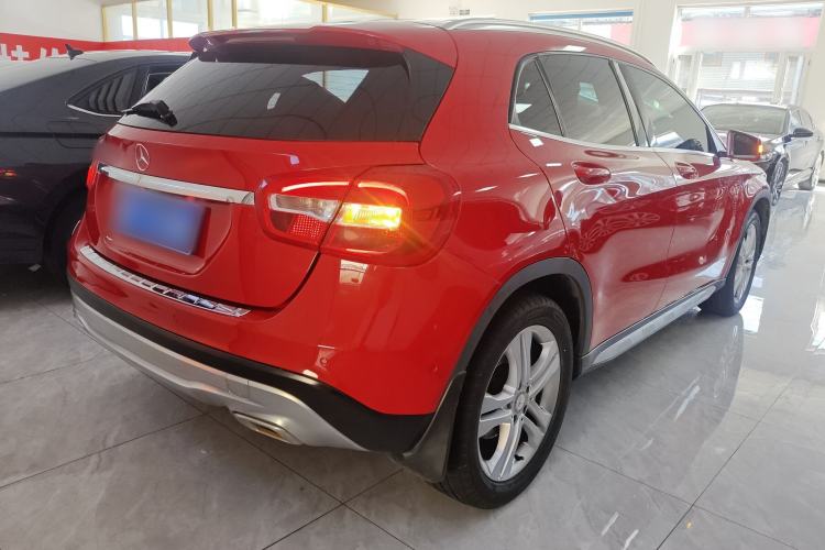 Used Mercedes-Benz GLA 2016 GLA 200 Sport Edition Rear Right 45 Deg