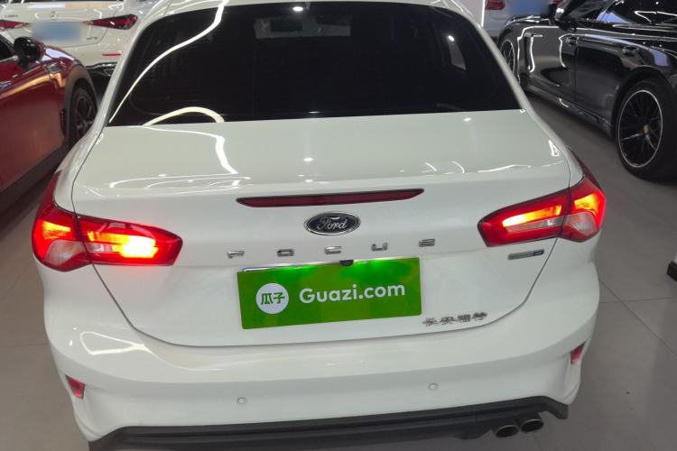 Used Ford Focus 2020 Sedan EcoBoost 180 Automatic Trend Edition