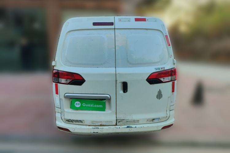 Used BAIC Ruixiang Boteng V2 EV 2022 Enclosed Van Standard Type Henan Lithium Battery Rear