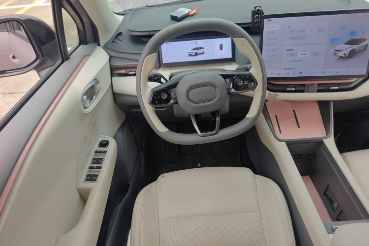 Used Lynk & Co 06 EM-P 2023 EM-P 126 Long-Range Pro