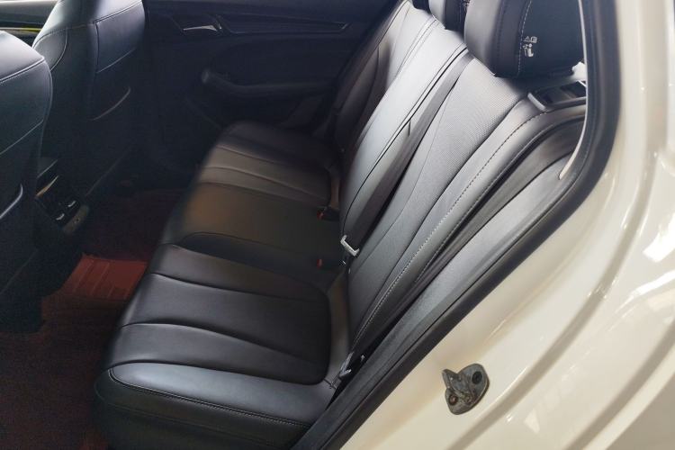 Used Roewe i5 2021 1.5L CVT Diamond Edition