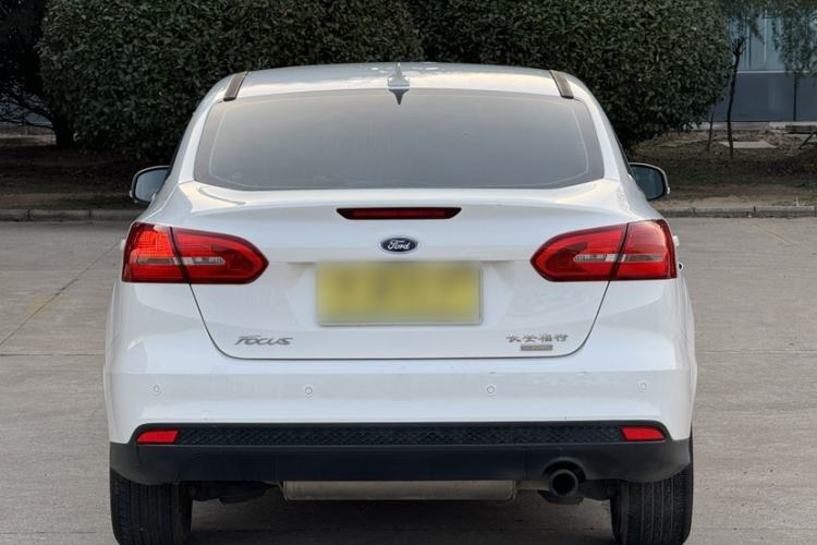 Used Ford Focus 2017 Sedan EcoBoost 180 Automatic Elite Model