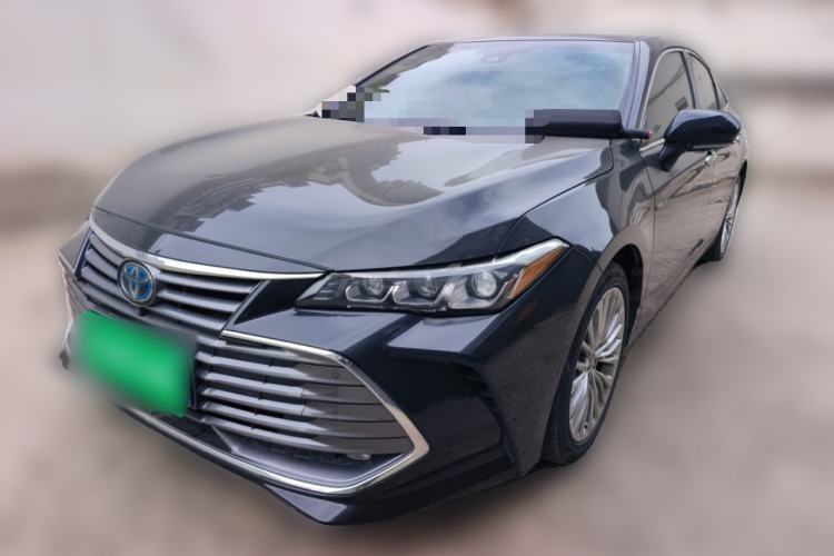 Used Toyota Avalon 2019 Dual-Engine 2.5L XLE Prestige Version China VI Standard