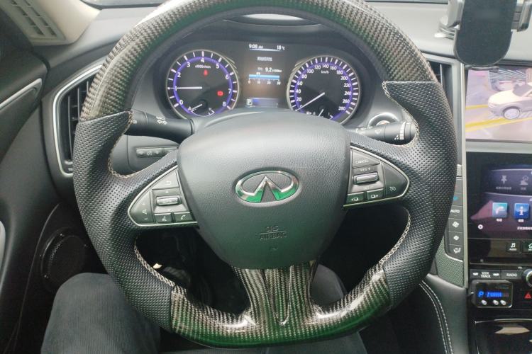 Used Infiniti Q50L 2016 2.0T Enjoyment Edition Steering Wheel