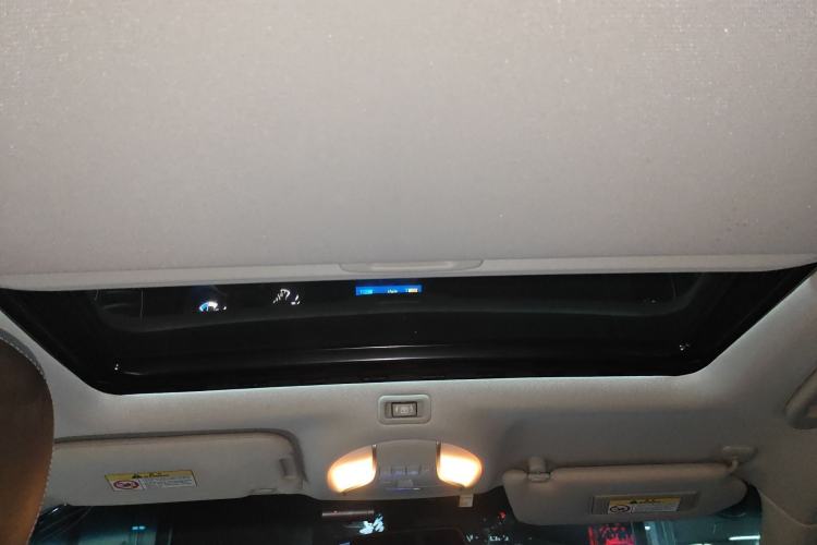 Used Infiniti QX60 2016 2.5 S/C Hybrid Two-Wheel-Drive Excellence Edition China V Standard
